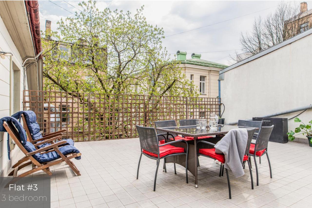 Dandelion Apartments Lacplesa Riga Eksteriør billede