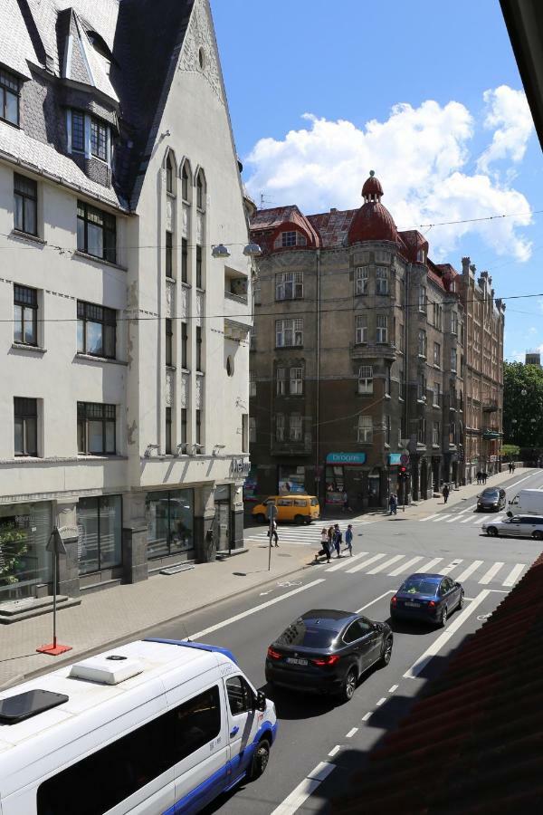 Dandelion Apartments Lacplesa Riga Eksteriør billede